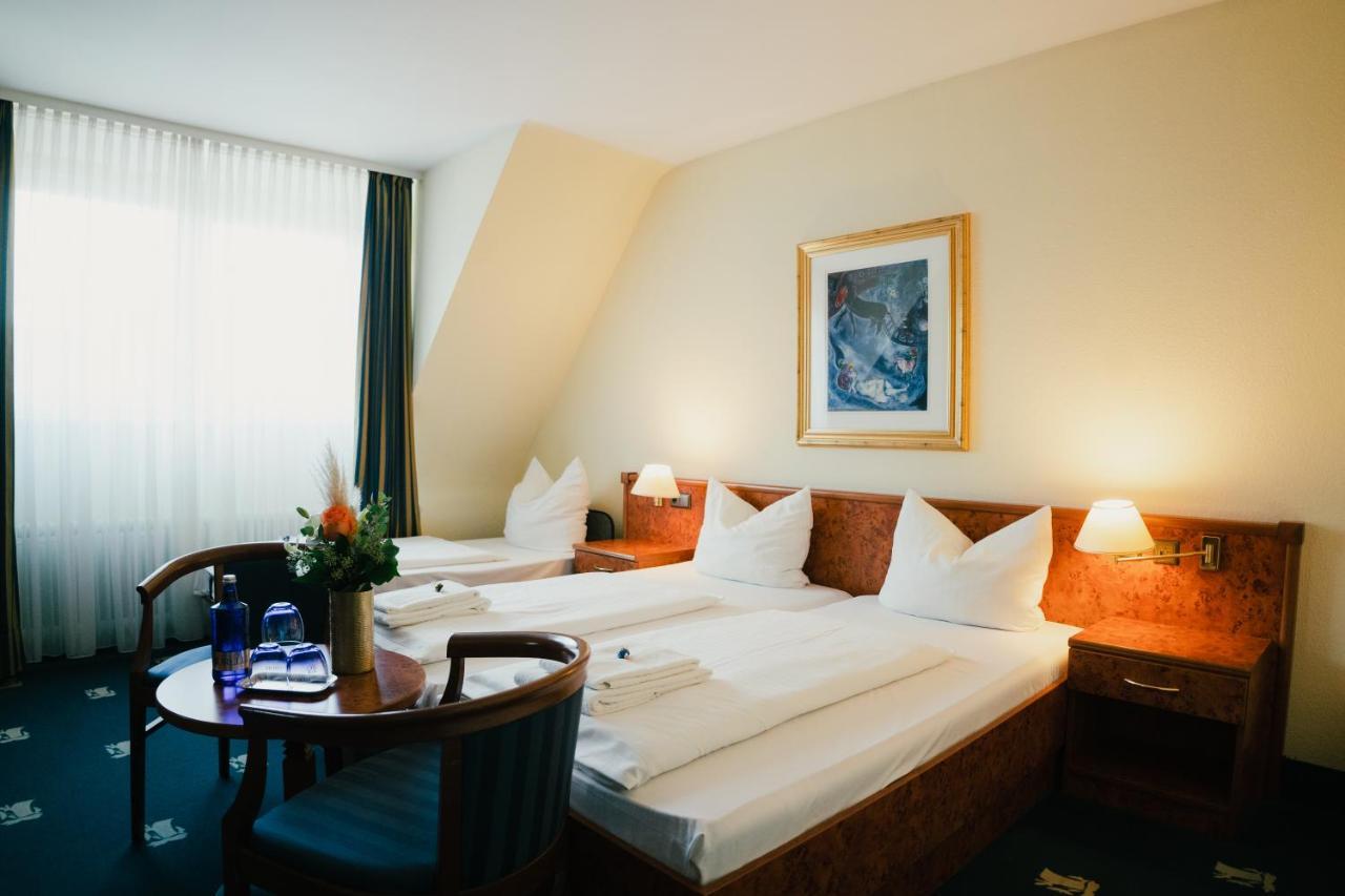 Altstadt Hotel St. Georg Дюселдорф Екстериор снимка