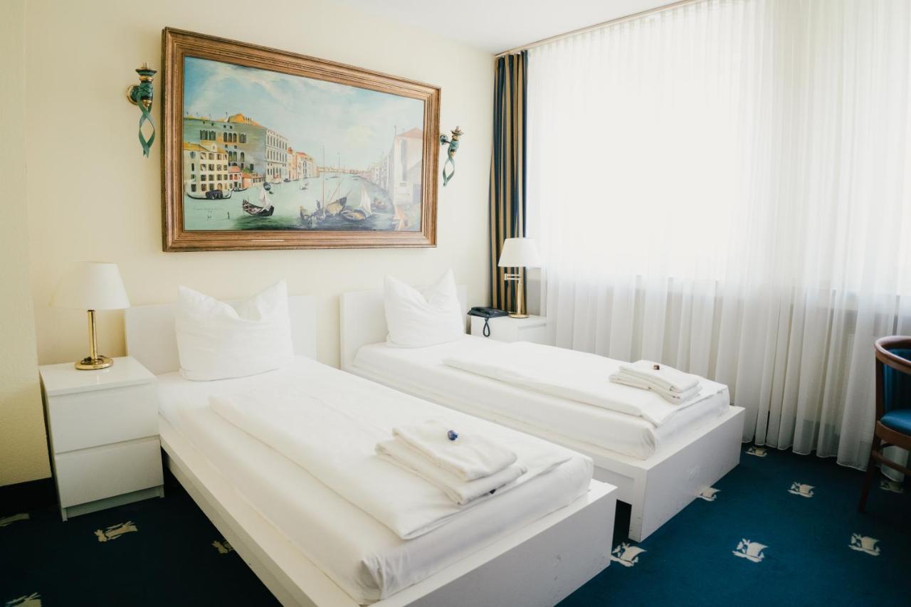 Altstadt Hotel St. Georg Дюселдорф Екстериор снимка